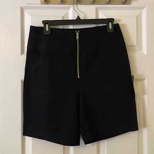 Danielle Bernstein Bermuda shorts